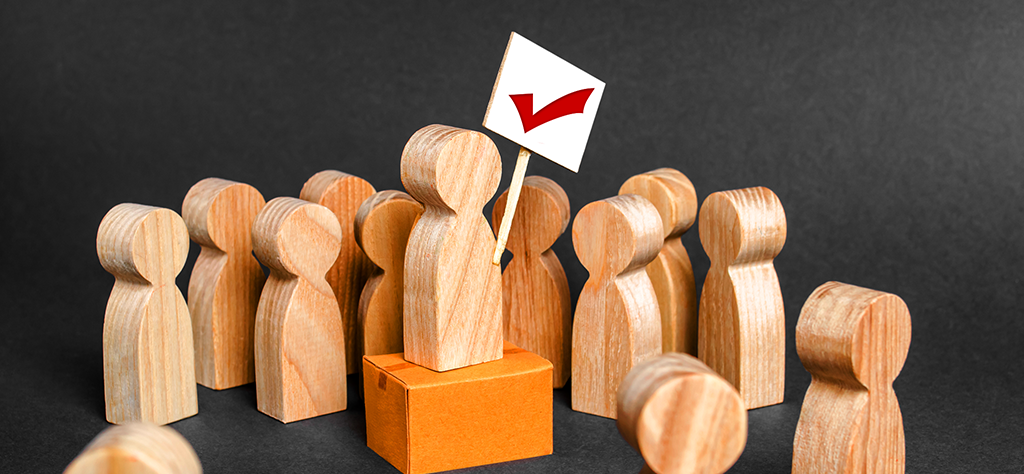 Why You Should Give Salespeople Discount Authority Why You Should Give Salespeople Discount Authority